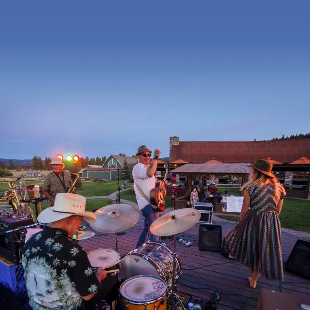 Outdoor Dining and Live Music in Montana